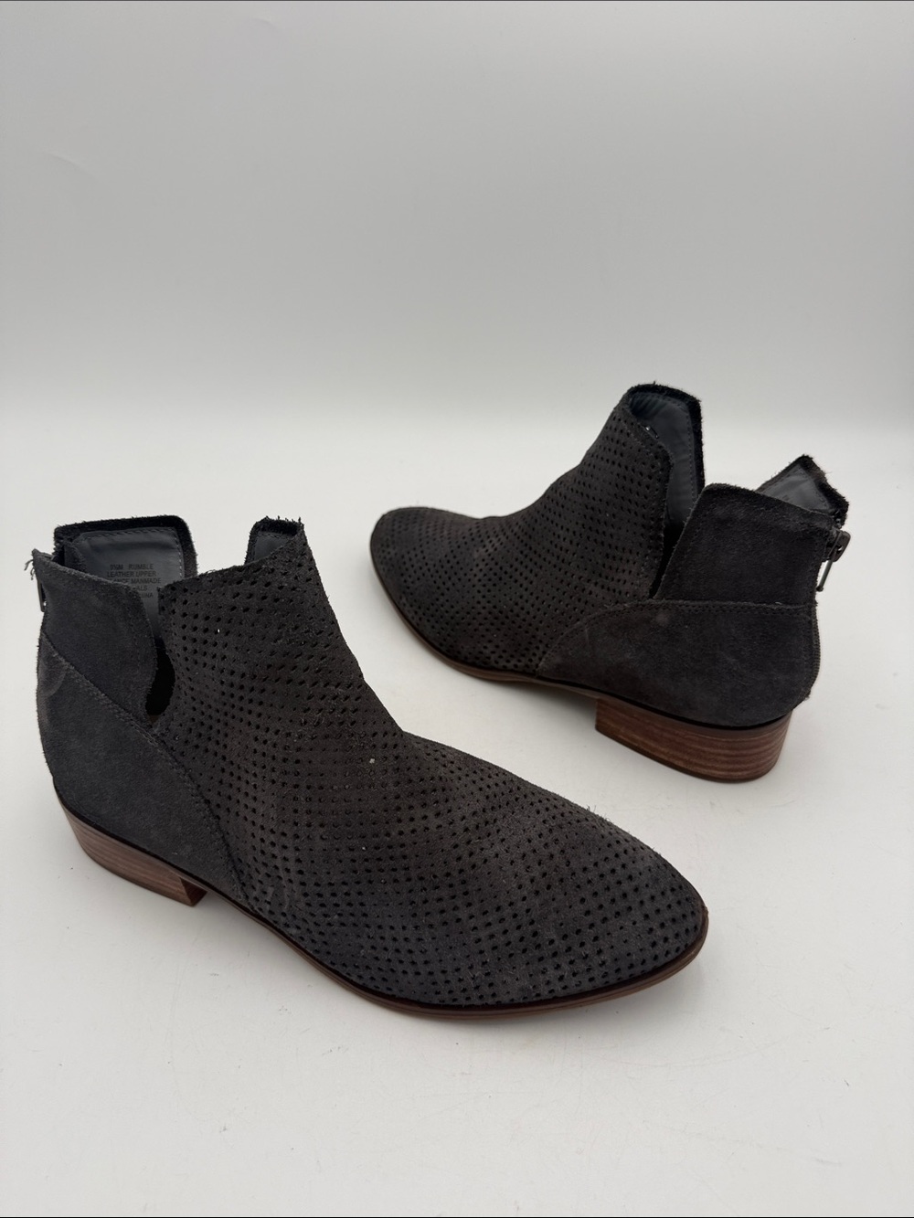 Crown vintage Charcoal Perforated  Suede Ankle Boots women 9.5M fall winter Y2K